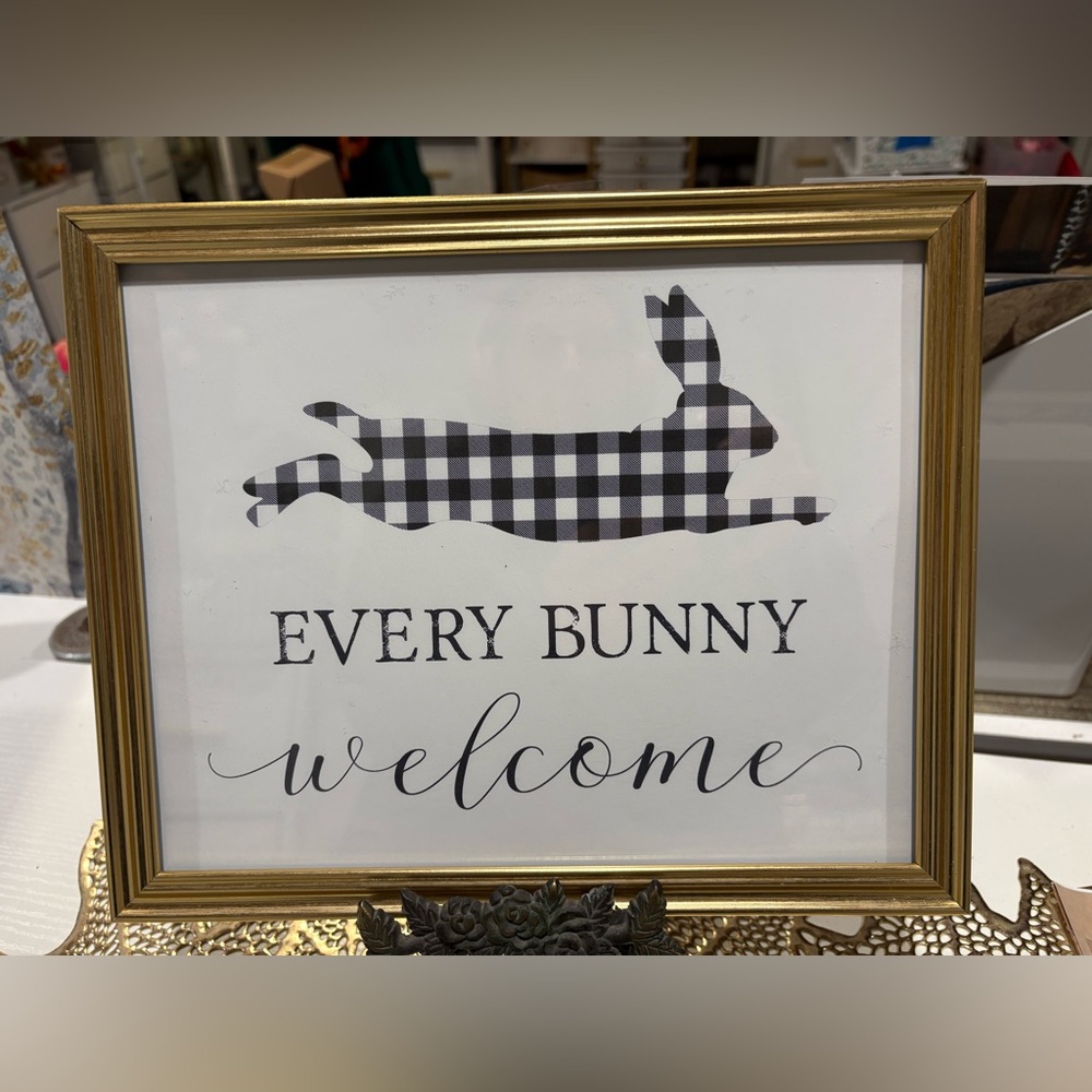 Gold Framed 8x10 Plaid Bunny Welcome Sign